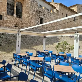 lapuntadelaguinearestaurante-terrazainterior.jpg