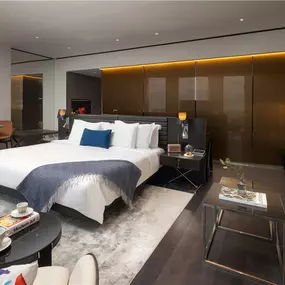Suite bedroom wide