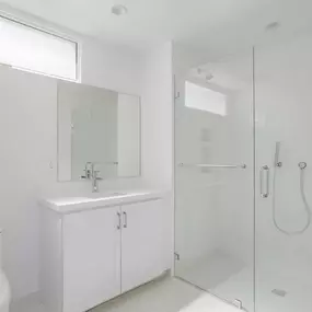 Modern Bathroom