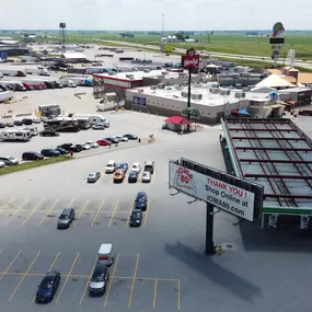 Bild von Iowa 80 - The World's Largest Truckstop