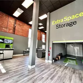 Security Screens - Extra Space Storage at 2500 E Market St, Greensboro, NC 27401