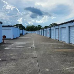 Interior Units - Extra Space Storage at 1400 S Durant St, Alvin, TX 77511