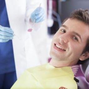 Bild von University Dental Associates