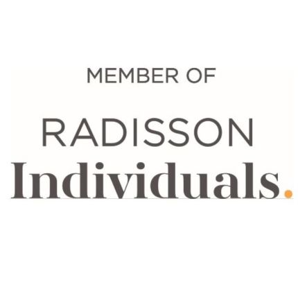 Logotipo de The Bolton Stadium Hotel, a member of Radisson Individuals