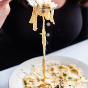 Fettuccine Alfredo