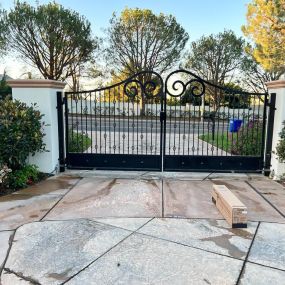 Bild von Novak Doors And Gates | Los Angeles Gate Repair & Installation