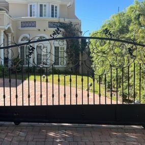 Bild von Novak Doors And Gates | Los Angeles Gate Repair & Installation