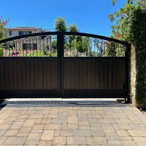 Bild von Novak Doors And Gates | Los Angeles Gate Repair & Installation