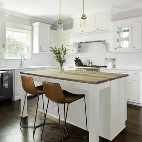 Kitchen after cabinet painting