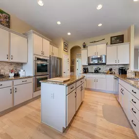 Kitchen after cabinet painting