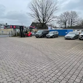 Lubbers Celle Office Parking