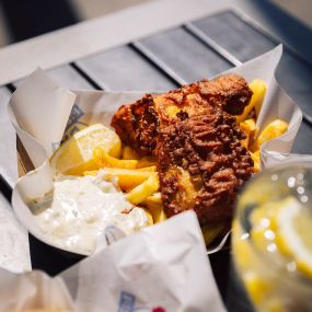 Bild von Fishbar | Originale Hamburger Fischbrötchen an den Landungsbrücken