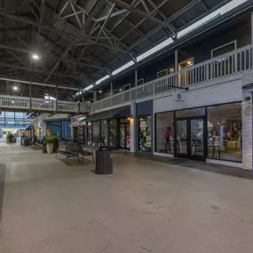 Located in Downtown Punta Gorda, Fishermens Village offers fantastic dining and shopping opportunities