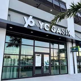 Bild von YogaSix Lakewood Ranch