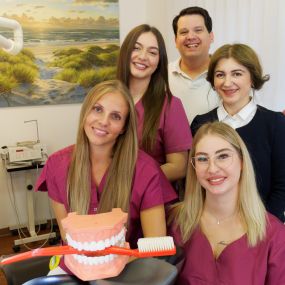 Bild von Zahnarztpraxis Lächeln und Beissen | Zahnarzt Herisau