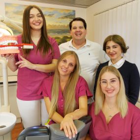 Bild von Zahnarztpraxis Lächeln und Beissen | Zahnarzt Herisau