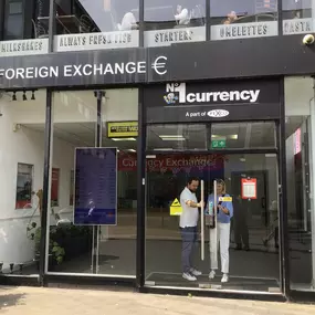 Bild von No1 Currency Exchange Wood Green
