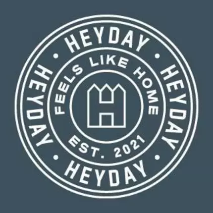 Logotipo de Heyday Oak Creek