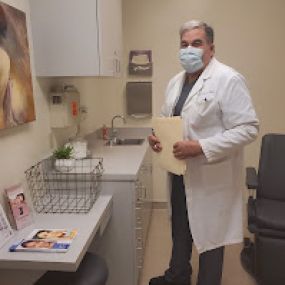 Cosmetic Surgery Clinic-Dr Restore, Curtis Perry MD