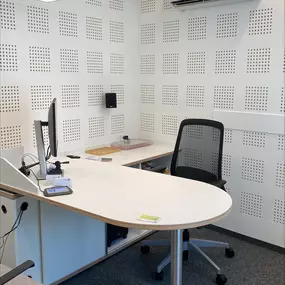 Hansaton Hörkompetenz-Zentrum Hauptpl. 8/9, 2620 Neunkirchen Innenansicht