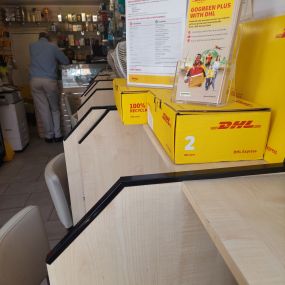 Bild von DHL Express Service Point (Ace Internet Cafe and Money transfer - iPayOn)