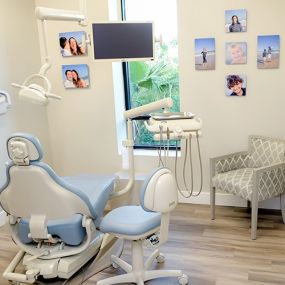 The office of Dental Partners of Vero Beach is designed to offer the best patient experience you can get when visiting Dr. Jenna Schwibner and team.

Our award-winning dental practice provides family, cosmetic and comprehensive dentistry while incorporating the latest technologies such as Digital X-Rays and Imaging Systems, CBCT Digital Scanning, and Same Day Crowns. Comfort amenities include; flat screen TV’s, noise canceling headphones and an array of calming items to make your dental visit mo