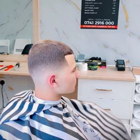 Bild von Hairdo Barbers