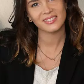 Bild von Juliette Moulin Thérapie transgénérationnelle, Hypnose, TABC, Révolution Solaire
