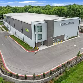 Alternate Beauty Image - Extra Space Storage at 238 W 73rd Ter, Kansas City, MO 64114