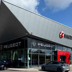 Peugeot Leeds Exterior Image