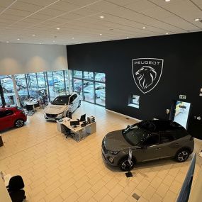 Peugeot Leeds Interior Image