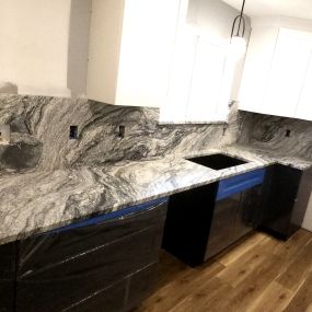 We install high quality granite, marble, and quartz kitchen countertops for our residential and commercial clients. We also offer high quality repair services. We have over 20 years of experience so you know that you can trust our expert contractors.