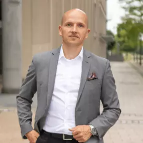 AR HausRat Immobilienverwaltung GmbH