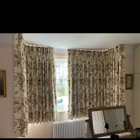 Bild von Elegance Curtains And Blinds