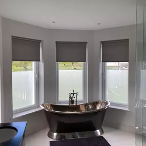 Bild von Elegance Curtains And Blinds