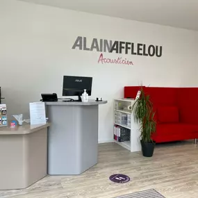 Bild von Audioprothésiste Alençon-Alain Afflelou Acousticien