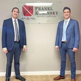 At Frankl Kominsky, we can help you build a convincing case to demonstrate a defendant’s negligence. Our attorneys will thoroughly investigate the situation surrounding your accident and collect evidence to support your claim, while anticipating potential counterattacks from defendants and their lawyers.