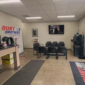 Bild von Burt Brothers Tire & Service