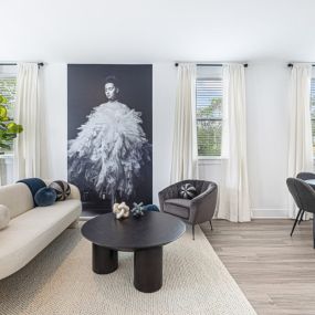 Bild von Saylor at Southside Trail | Luxury Townhomes for Rent