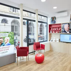 Bild von Audioprothésiste Toulon-Alain Afflelou Acousticien