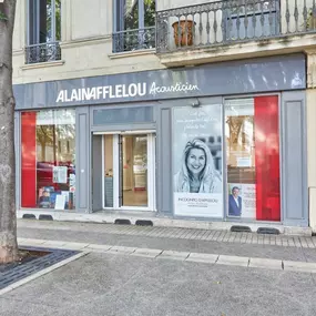 Bild von Audioprothésiste Nîmes-Alain Afflelou Acousticien