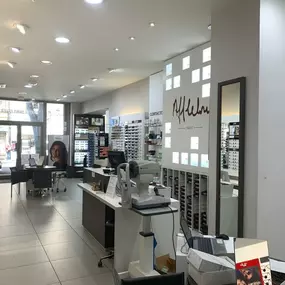Bild von Audioprothésiste Cavaillon-Alain Afflelou Acousticien