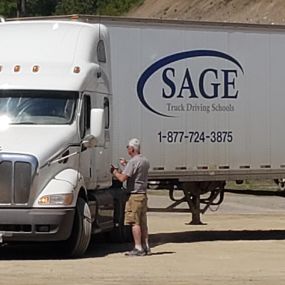 Bild von SAGE Truck Driving Schools - CDL Training and Testing in Denver