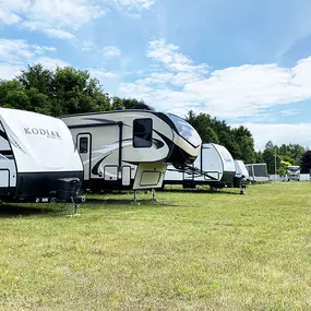 RV parking near Lapeer, MI