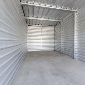 Clean storage units in Kern County, CA