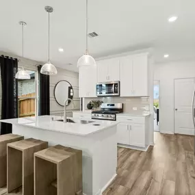 Large Kitchen with Island