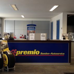 Essen Banden en Autoservice Premio Van