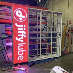 Smart LED GEN8 1x2 in Size 2x8 , pixel Pitch 6MM for Auto Repair (Jiffmy Lube) getting installed in a regular sign