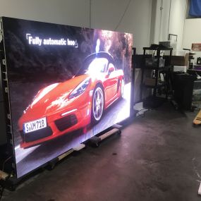 FX3 Outdoor 3.9mm LED Sign with Black LED technology for a Car Dealer - Ultra bright, high contrast outdoor LED Fine-pitch Pixel Technology by Smart LED, Inc. SIDE VIEW SHOWING VIEW ANGLE