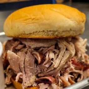 Where to find good BBQ in Eureka MO